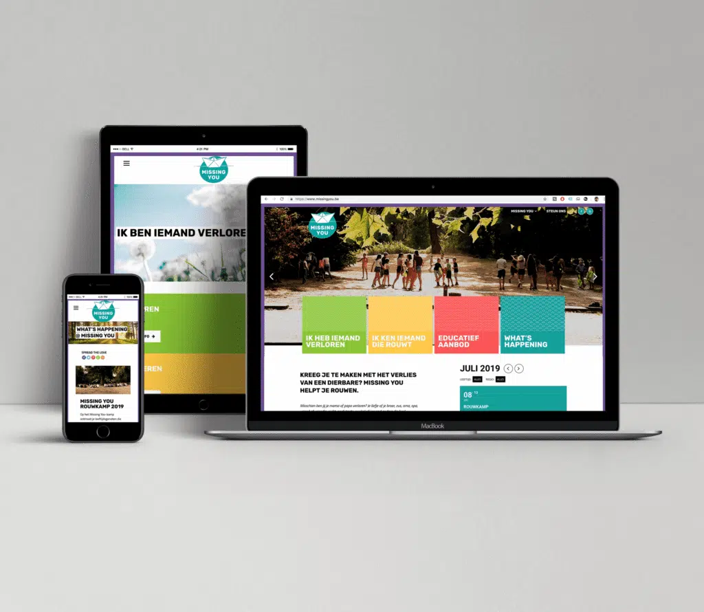 Responsive webdesign van de Missing You-website weergegeven op een smartphone, tablet en laptop, met verschillende secties zoals 'Ik ben iemand verloren' en 'Educatief aanbod'