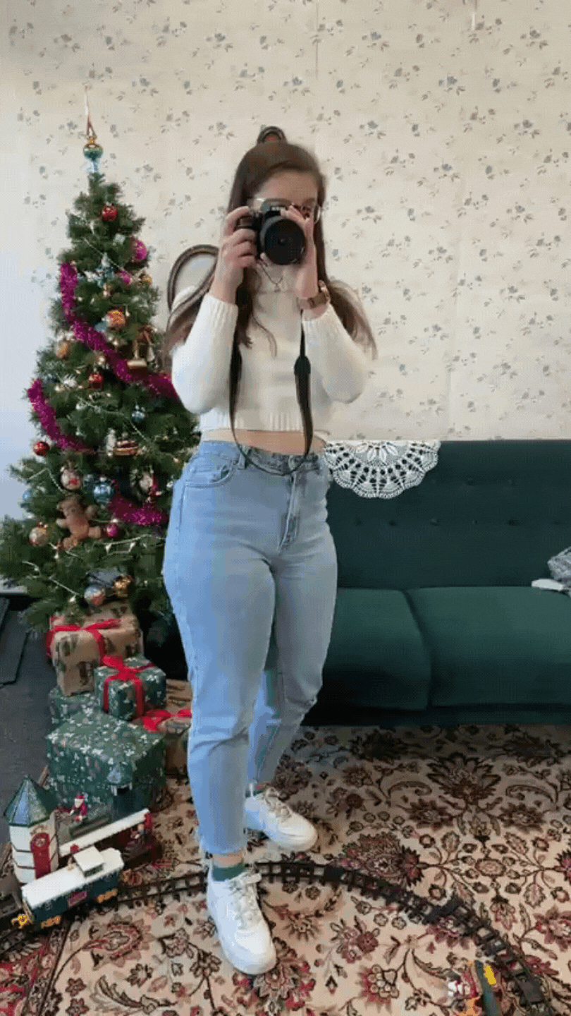Een gif van stagiair Laura die een een stage Grafische vormgeving deed bij Graviteit