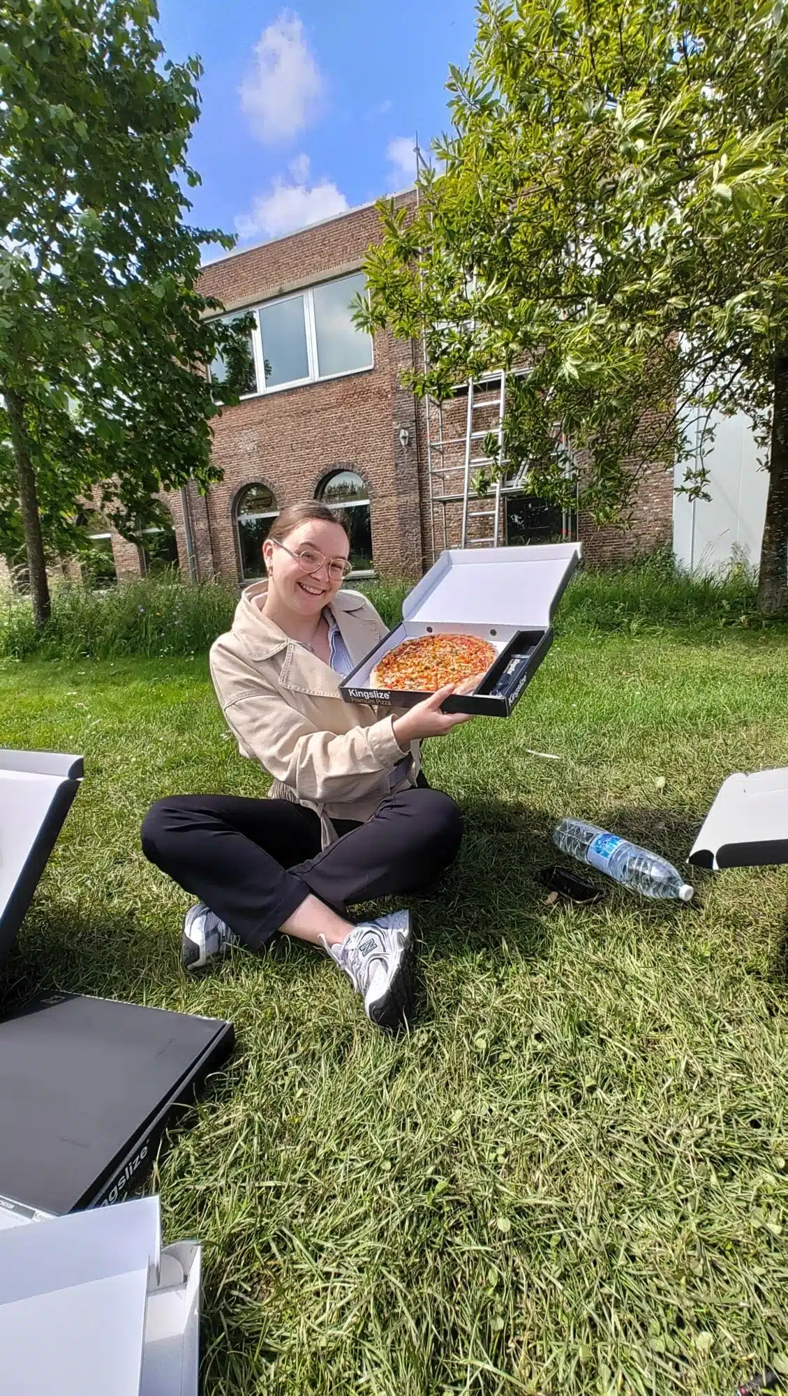 Margaux tijdens haar stage social media en contentcreatie bij Graviteit