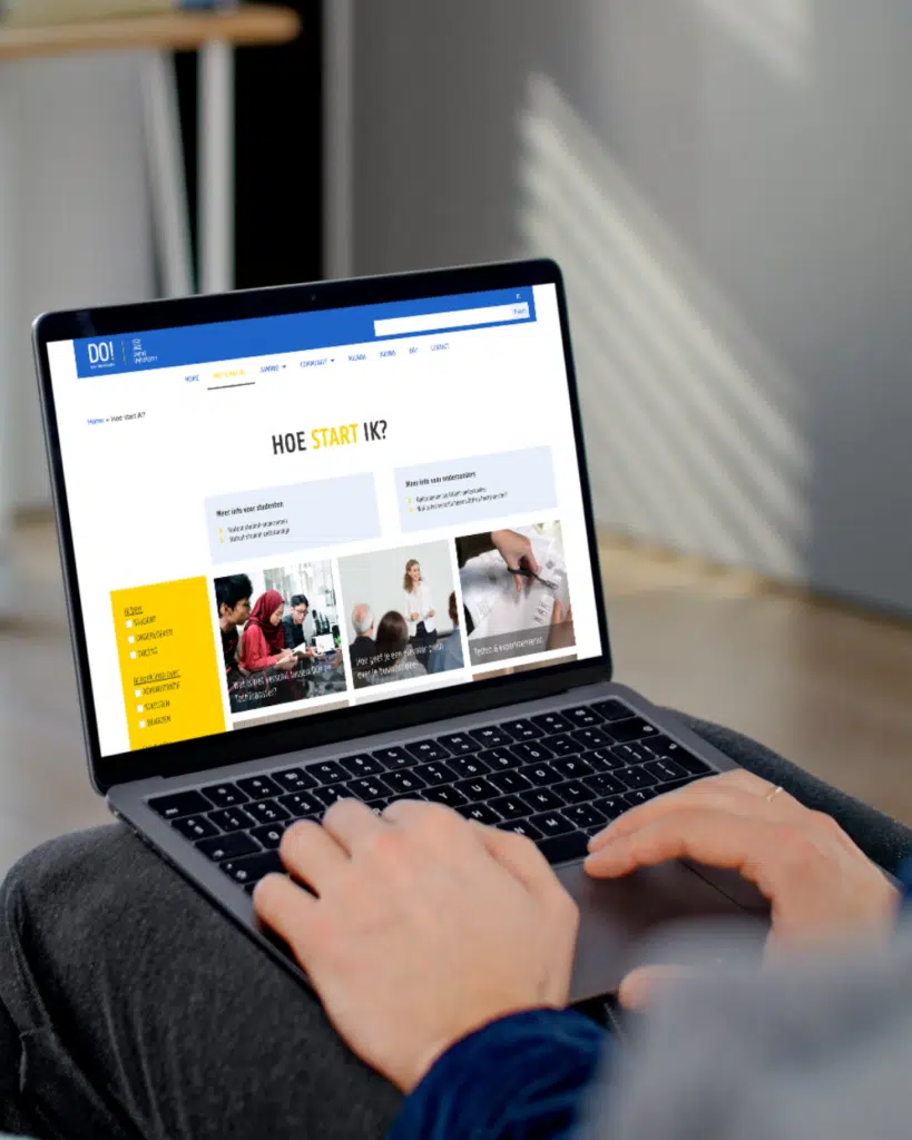 Laptop mockup van de DO!-website 'Hoe start ik?' — websiteontwerp door Graviteit, creatief communicatiebureau in Gentbrugge